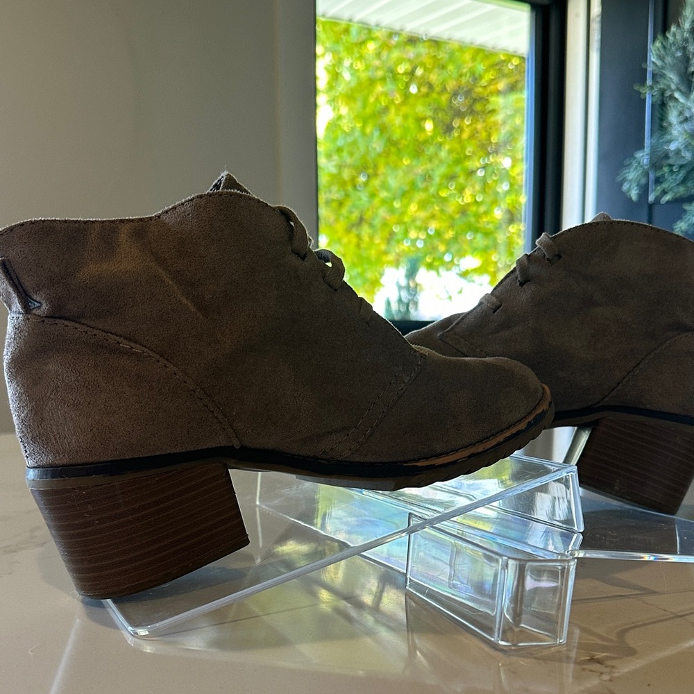 Women's Suede Ankle Boots - Brown